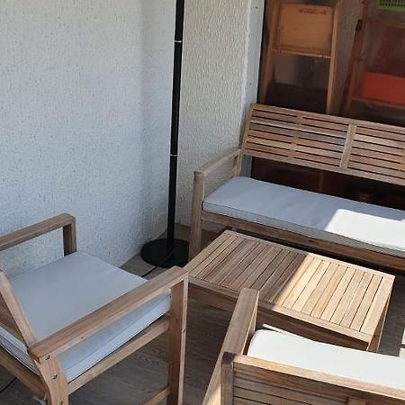 Tropical - Appt Climatise - Proche Plage - Aquarium - Parking - Wifi 카네트 외부 사진